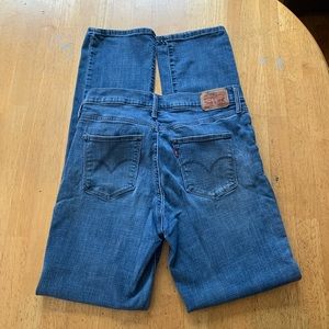 •👖 Levi’s Jeans 👖•